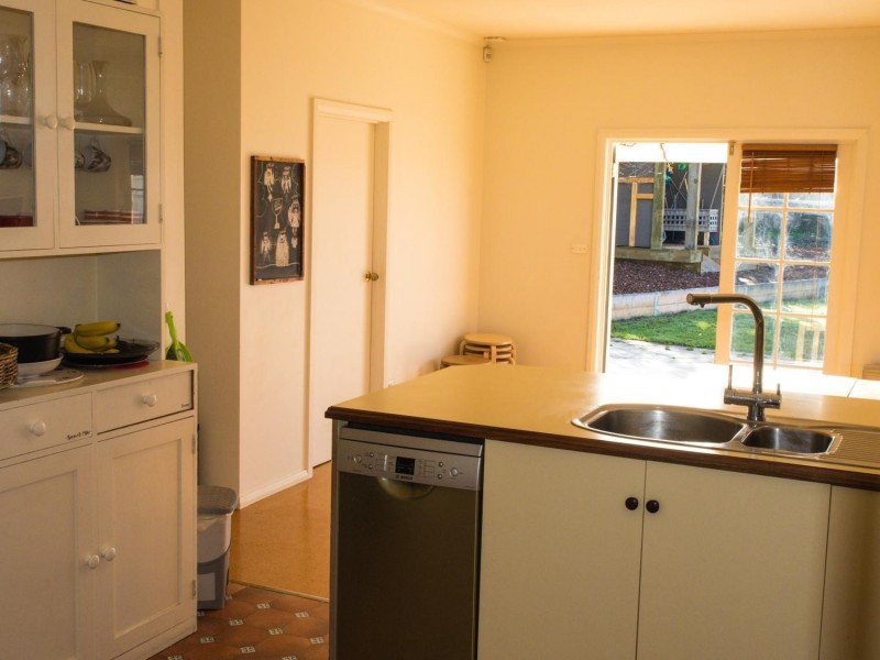 32 Seaview Avenue, Taroona TAS 7053