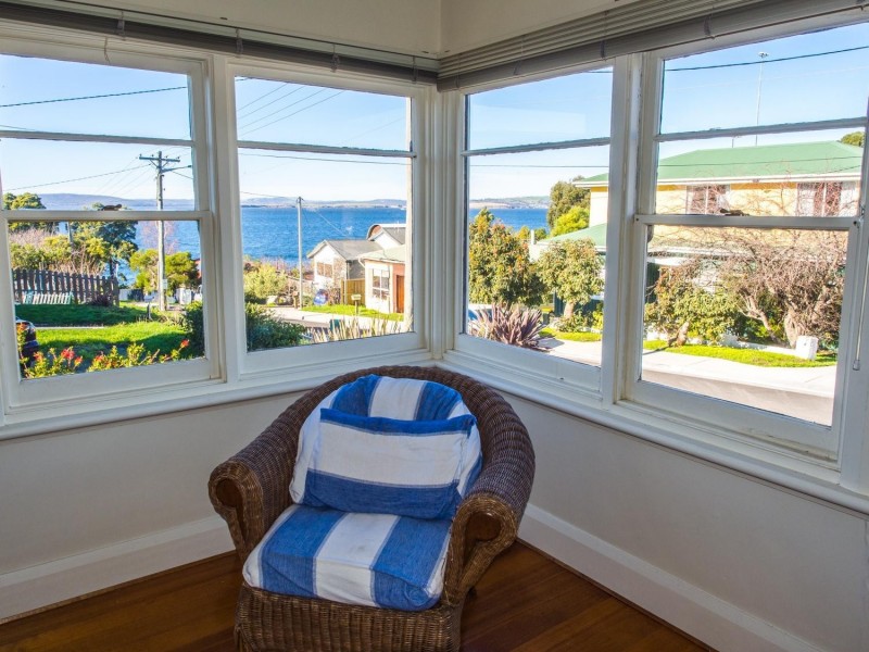 32 Seaview Avenue, Taroona TAS 7053