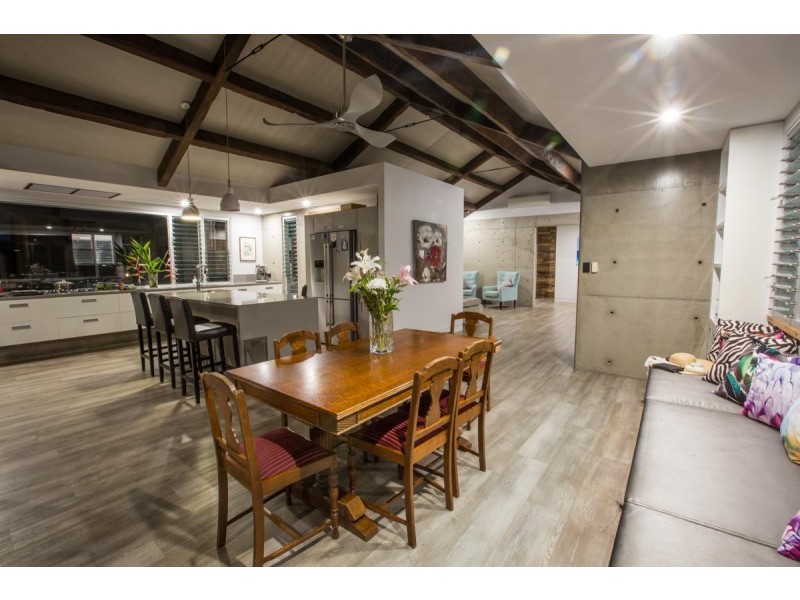 13 Voyager Street, South Mission Beach QLD 4852