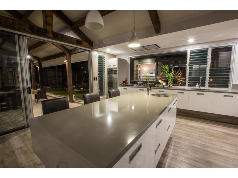 13 Voyager Street, South Mission Beach QLD 4852