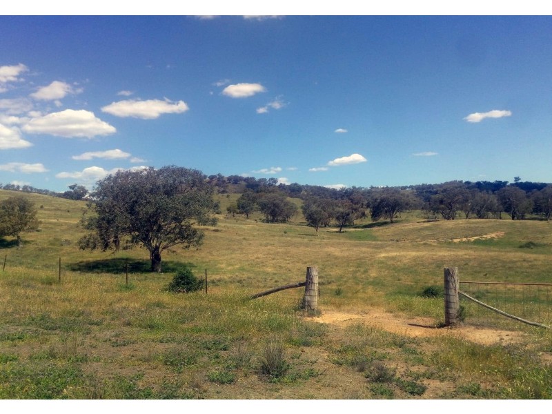 201/2122 Long Point Road, Mullion Creek NSW 2800