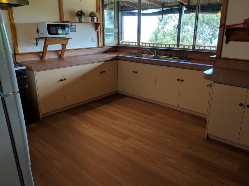 26 Girrawheen Drive, Gooseberry Hill WA 6076