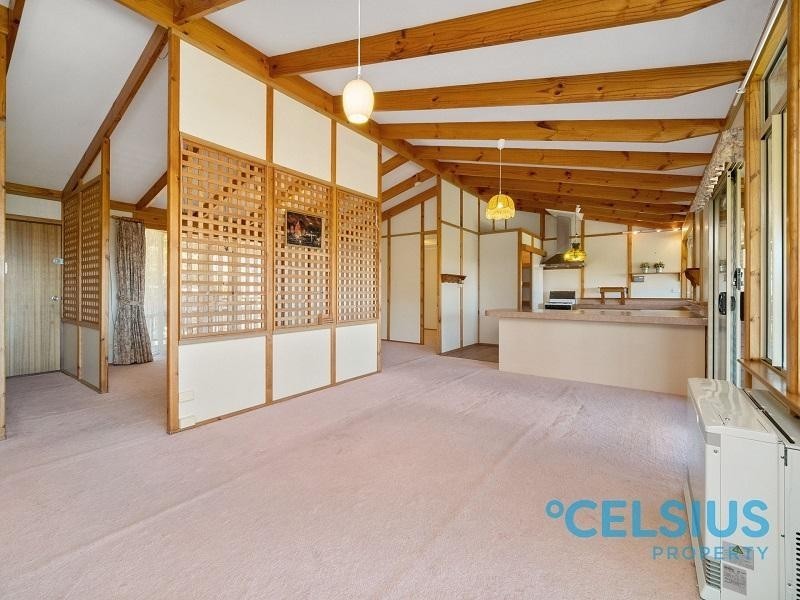 26 Girrawheen Drive, Gooseberry Hill WA 6076