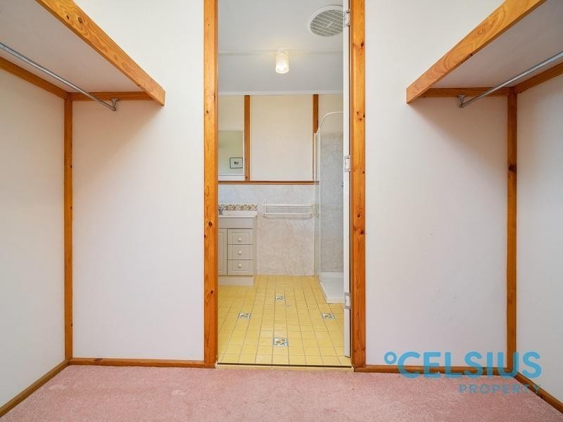 26 Girrawheen Drive, Gooseberry Hill WA 6076