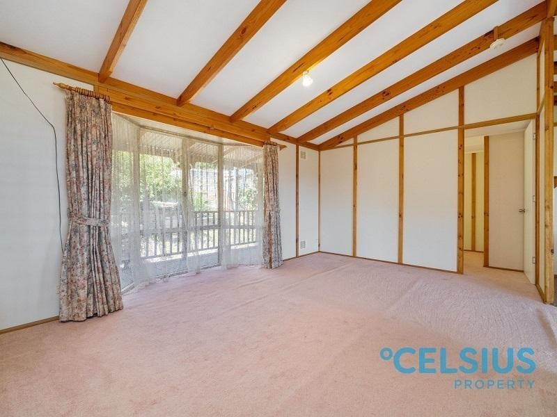 26 Girrawheen Drive, Gooseberry Hill WA 6076