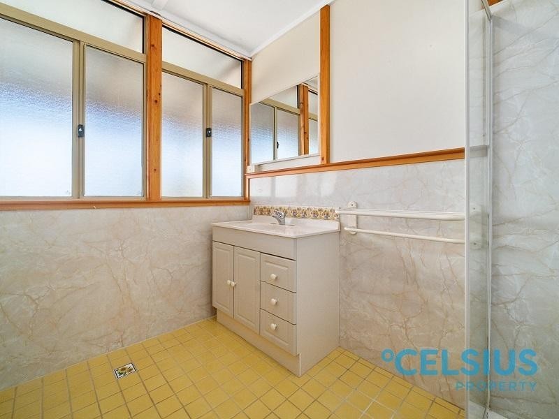 26 Girrawheen Drive, Gooseberry Hill WA 6076