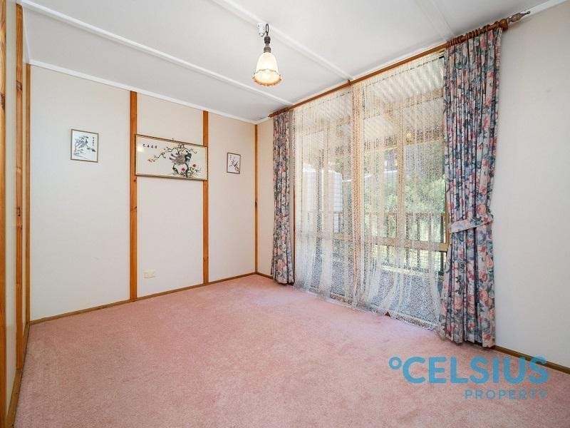 26 Girrawheen Drive, Gooseberry Hill WA 6076