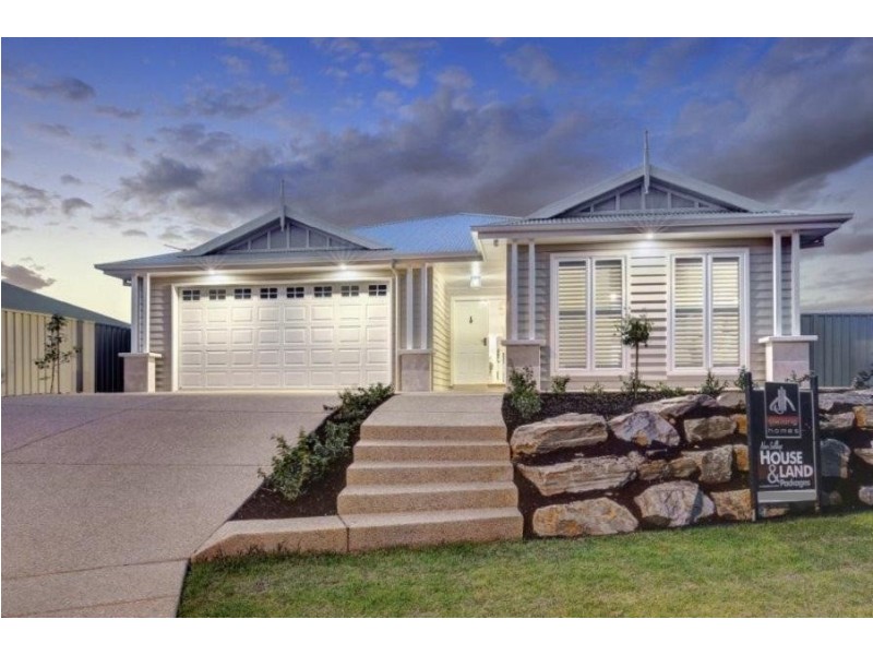 30 Ross Parkway, Estella NSW 2650