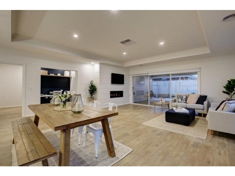 30 Ross Parkway, Estella NSW 2650