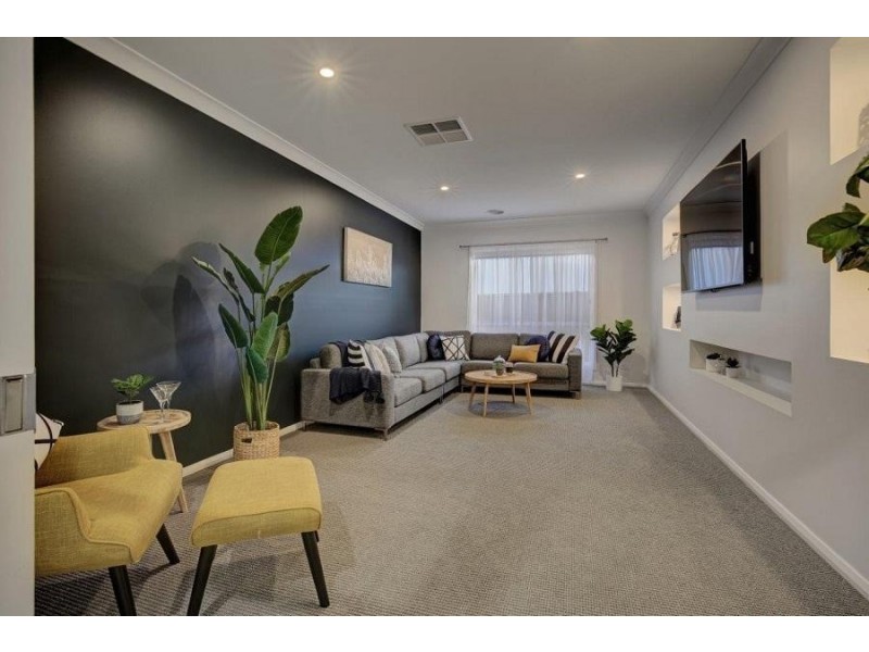 30 Ross Parkway, Estella NSW 2650