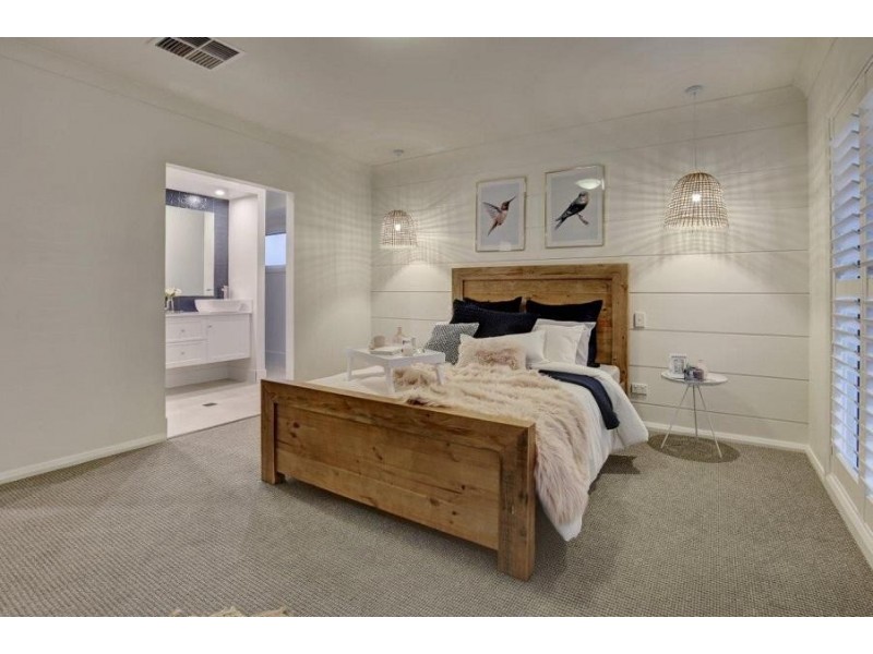 30 Ross Parkway, Estella NSW 2650