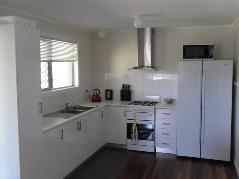 18 Dover Street, Pialba QLD 4655