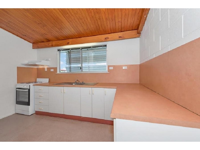 4/64 Robertson Street, Railway Estate QLD 4810