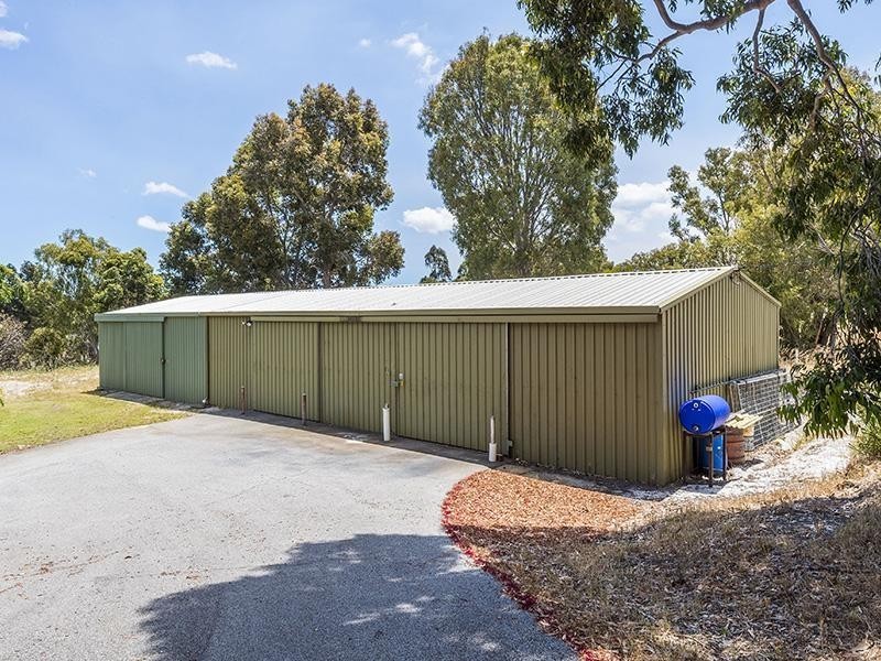 6 Banksia Court, Jandakot WA 6164