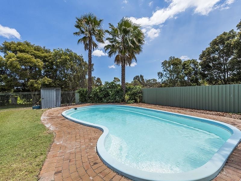 6 Banksia Court, Jandakot WA 6164