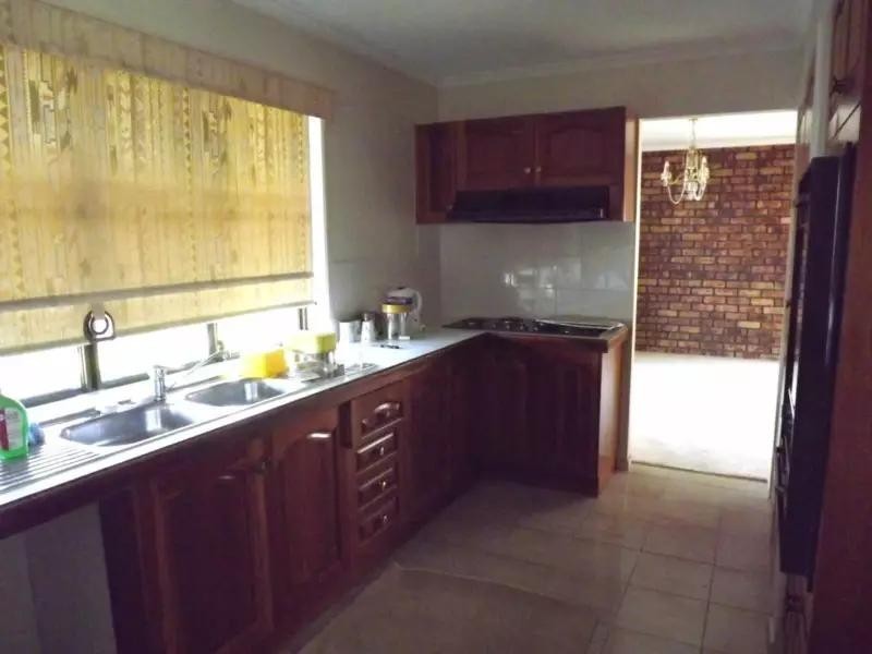 48 Sinatra Crescent, Mcdowall QLD 4053