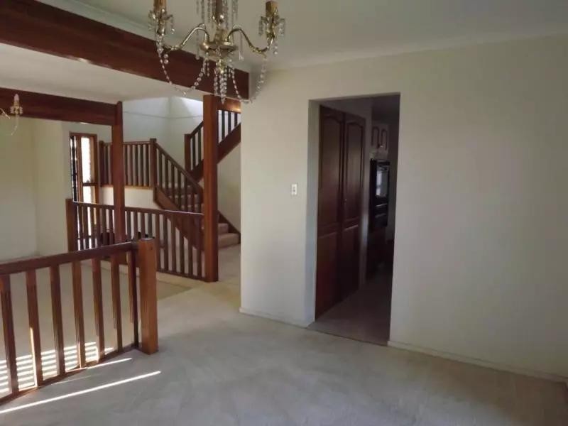 48 Sinatra Crescent, Mcdowall QLD 4053
