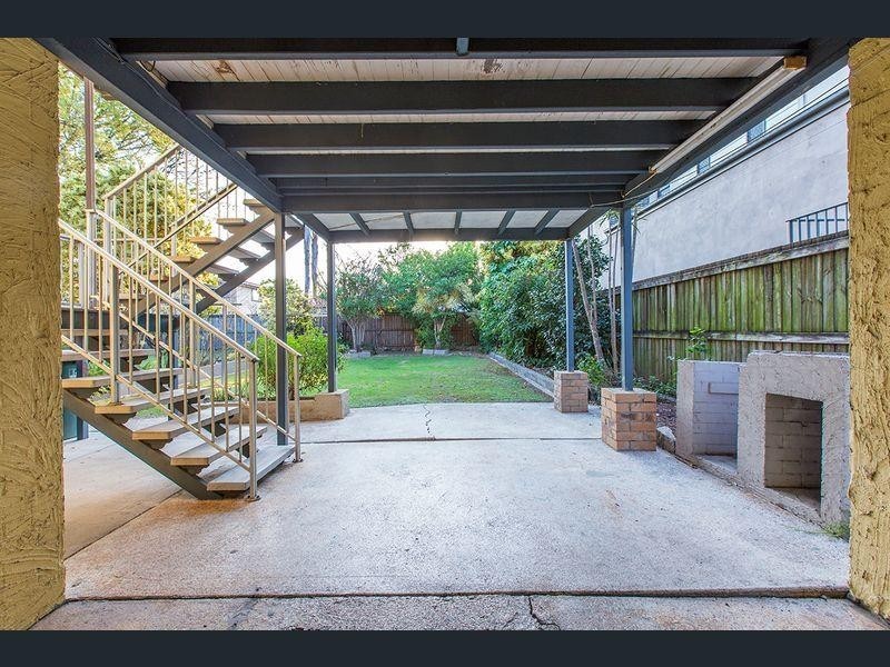 836 Sandgate Road, Clayfield QLD 4011