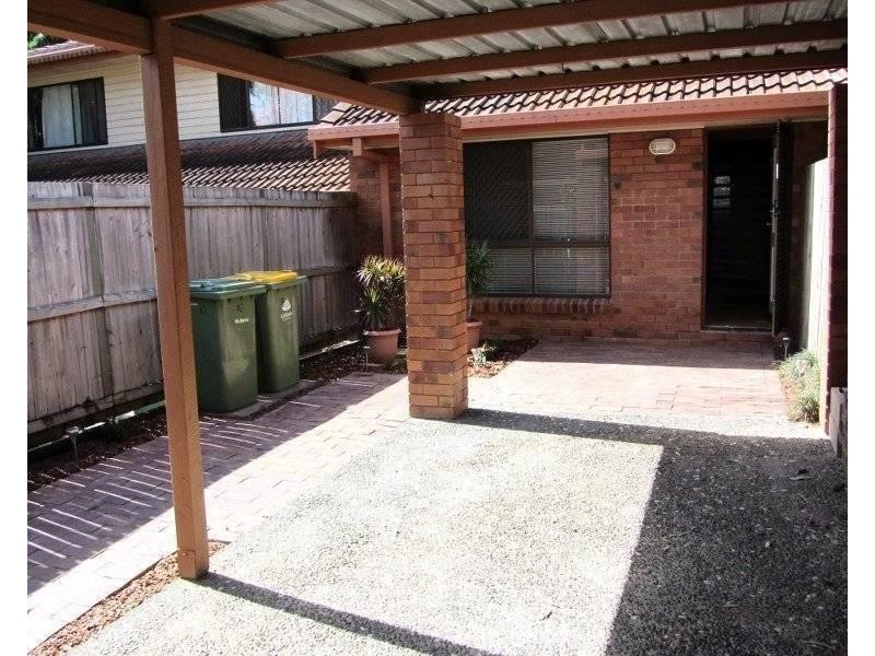 10/111 Barbaralla Street, Springwood QLD 4127