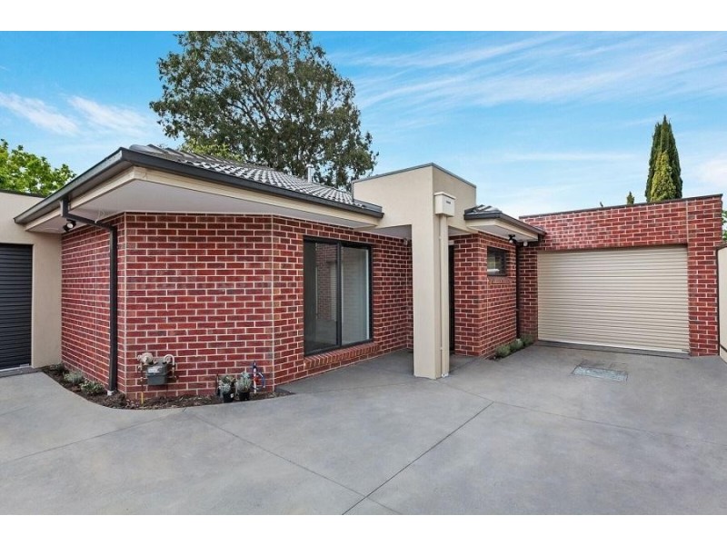 2/8 Barwon Avenue, Reservoir VIC 3073