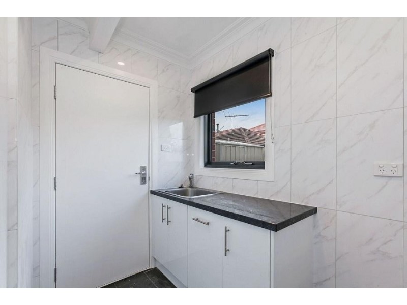 2/8 Barwon Avenue, Reservoir VIC 3073
