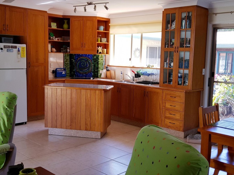 99 Toolakea Beach Road, Bluewater QLD 4818