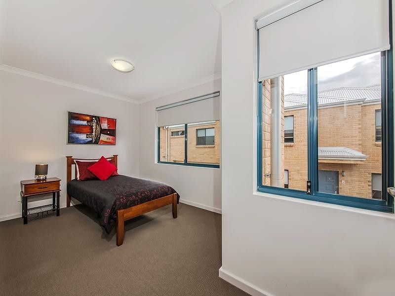 2/8 Lichfield Street, Victoria Park WA 6100