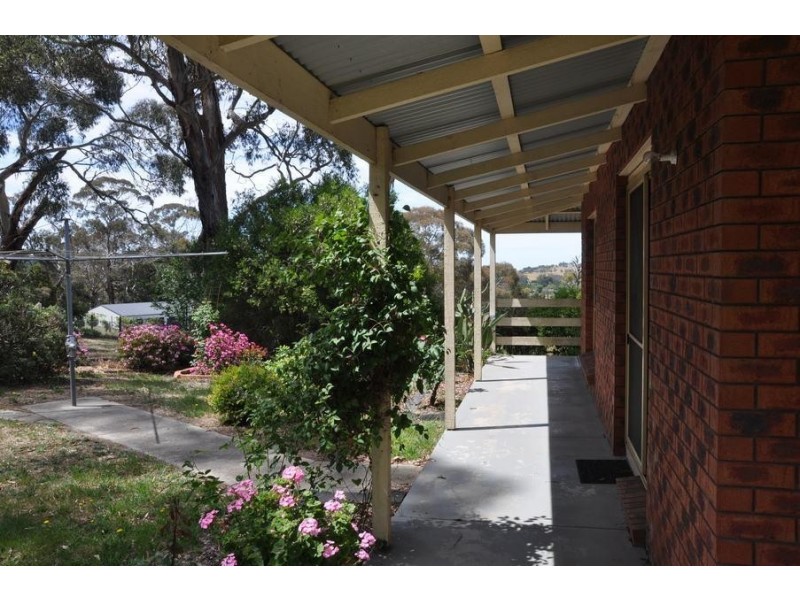 1 Easons Road, Buninyong VIC 3357