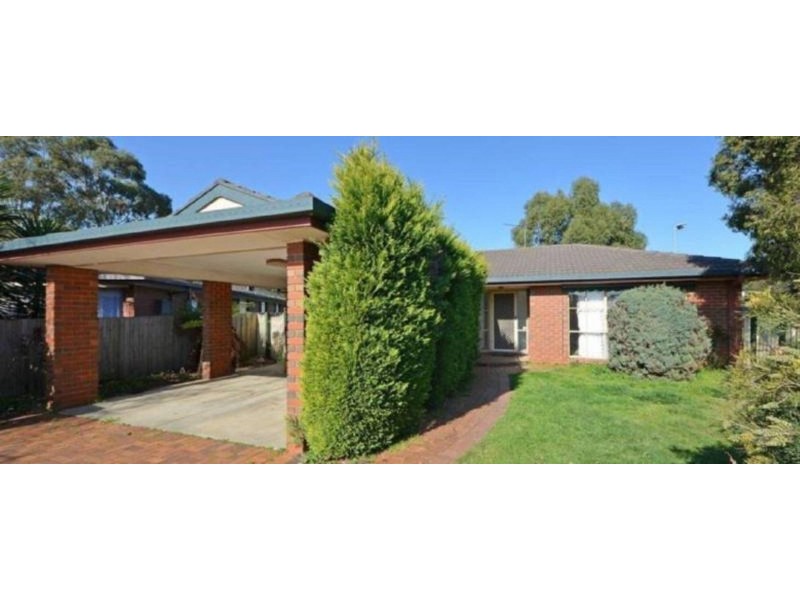 11 Jason Close, Berwick VIC 3806