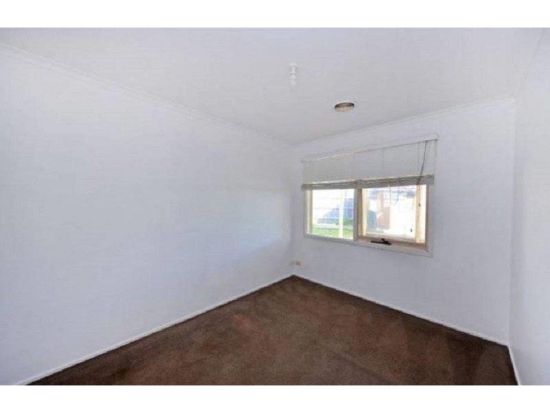 11 Jason Close, Berwick VIC 3806