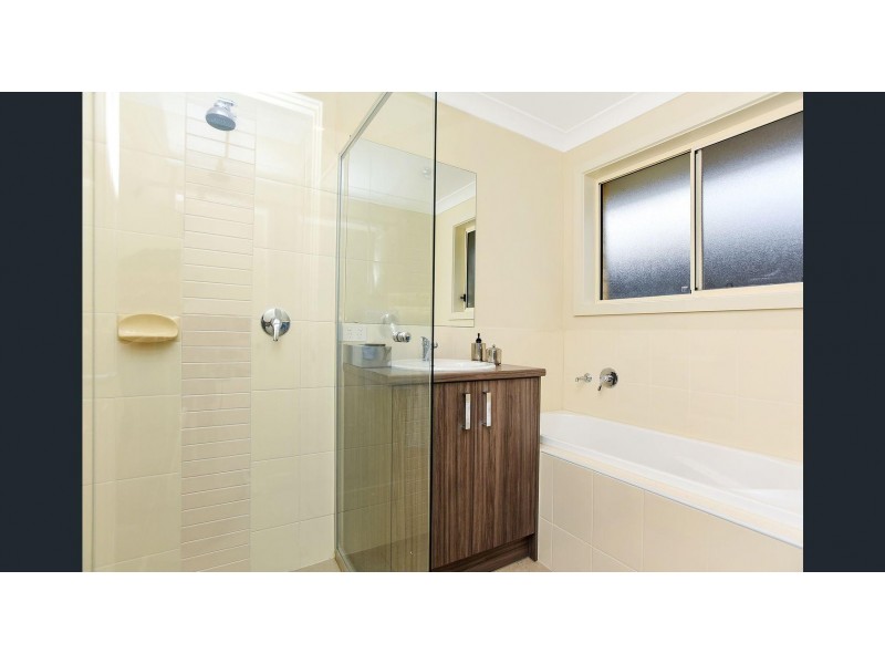 30 Blanche Parade, Hindmarsh Island SA 5214