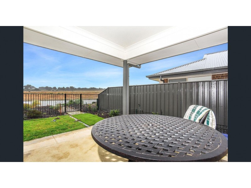 30 Blanche Parade, Hindmarsh Island SA 5214