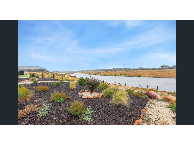 30 Blanche Parade, Hindmarsh Island SA 5214