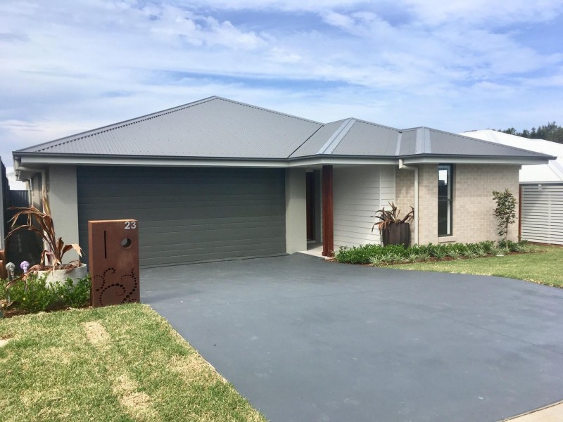 23 Aquarius Avenue, Lake Cathie NSW 2445