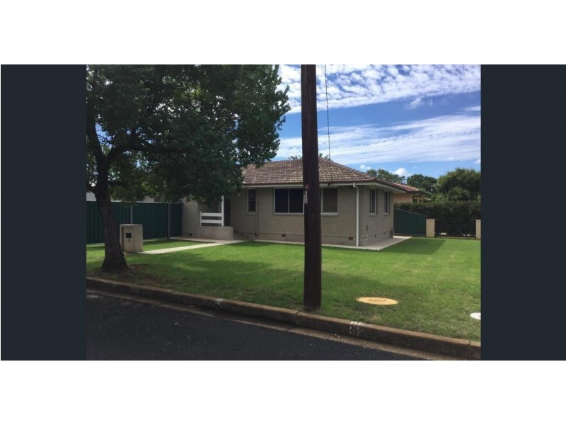 24 Gilbert Street, Dubbo NSW 2830