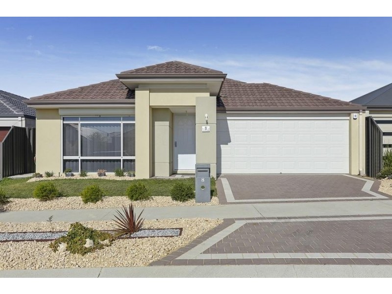 8 Lustre Road, Eglinton WA 6034