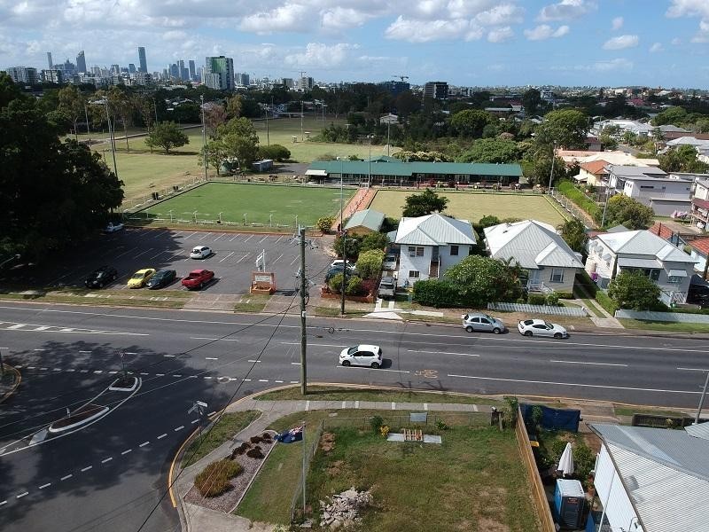 2 Garden Street, Greenslopes QLD 4120