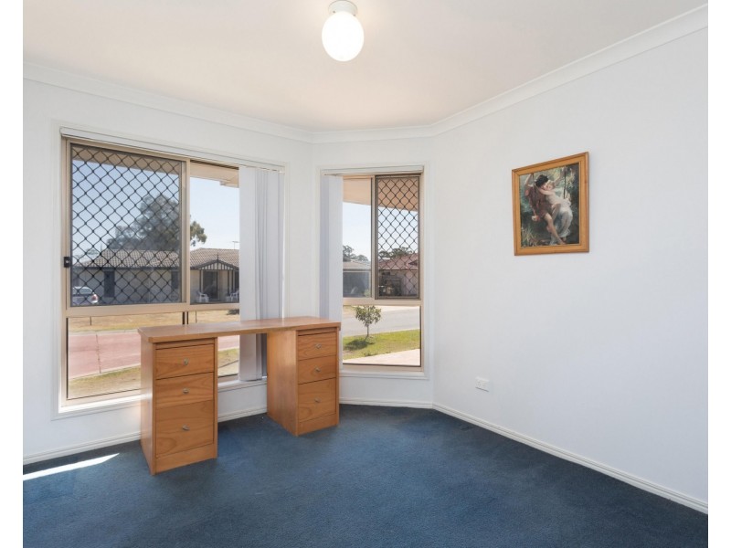 35 Michigan Crescent, Parkinson QLD 4115