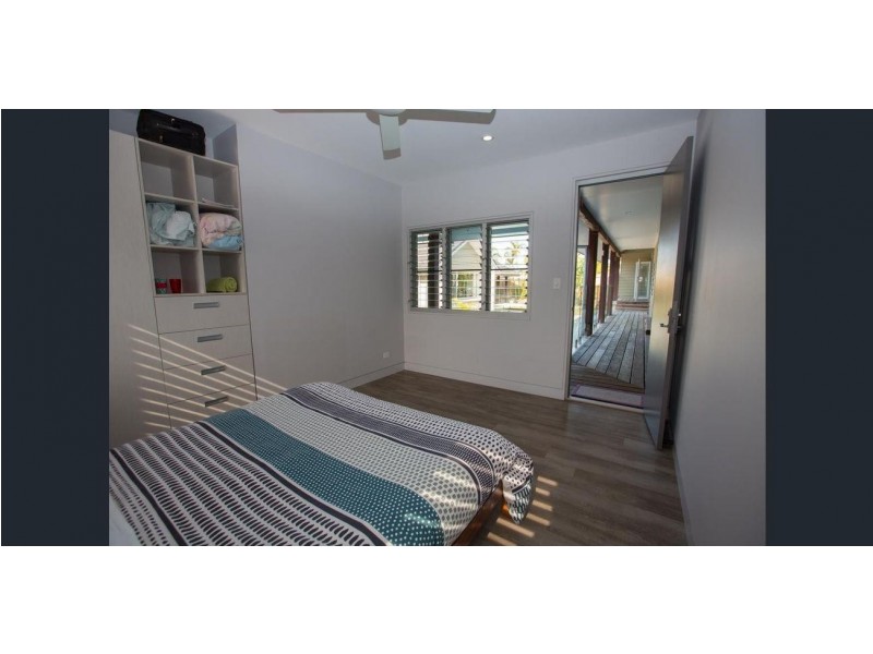 13 Voyager Street, South Mission Beach QLD 4852