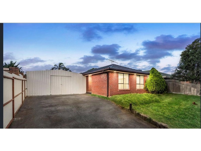 220 Centenary Avenue, Kurunjang VIC 3337