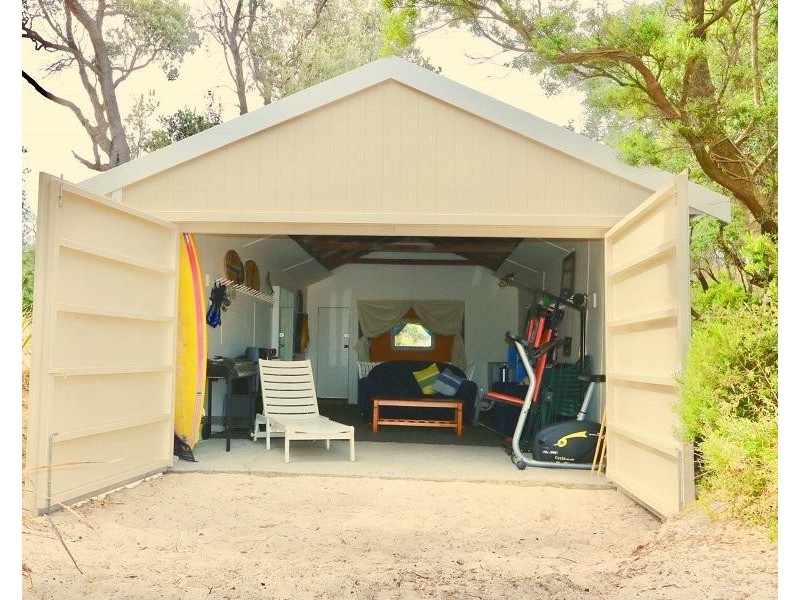 Beach Box/Boatshed 70 Section 6 Point Nepean Road, Mccrae VIC 3938