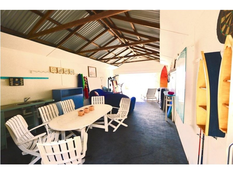 Beach Box/Boatshed 70 Section 6 Point Nepean Road, Mccrae VIC 3938
