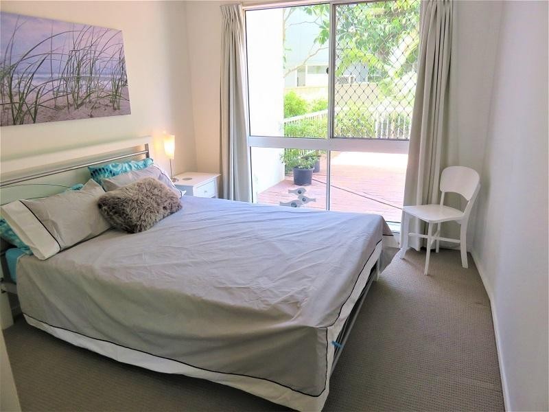 * Seagull Avenue, Mermaid Beach QLD 4218