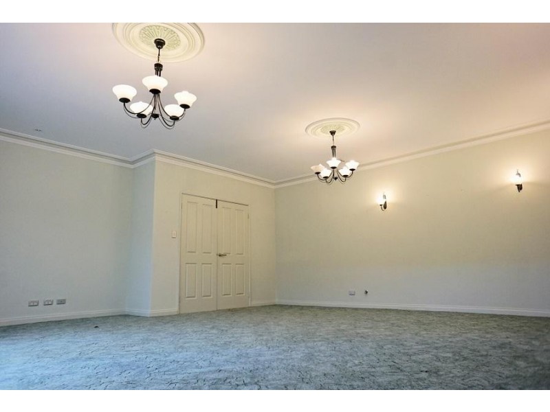 83 Cook Avenue, Hillarys WA 6025