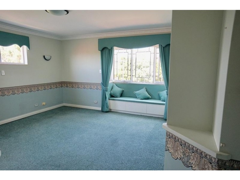 83 Cook Avenue, Hillarys WA 6025