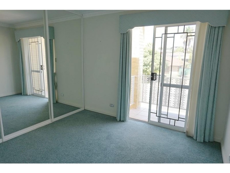 83 Cook Avenue, Hillarys WA 6025