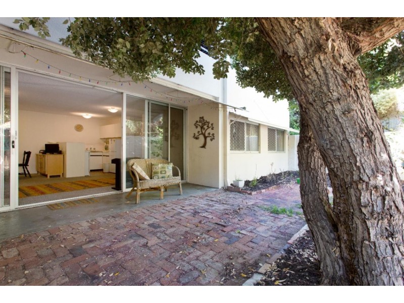 4/375 Stirling Highway, Claremont WA 6010