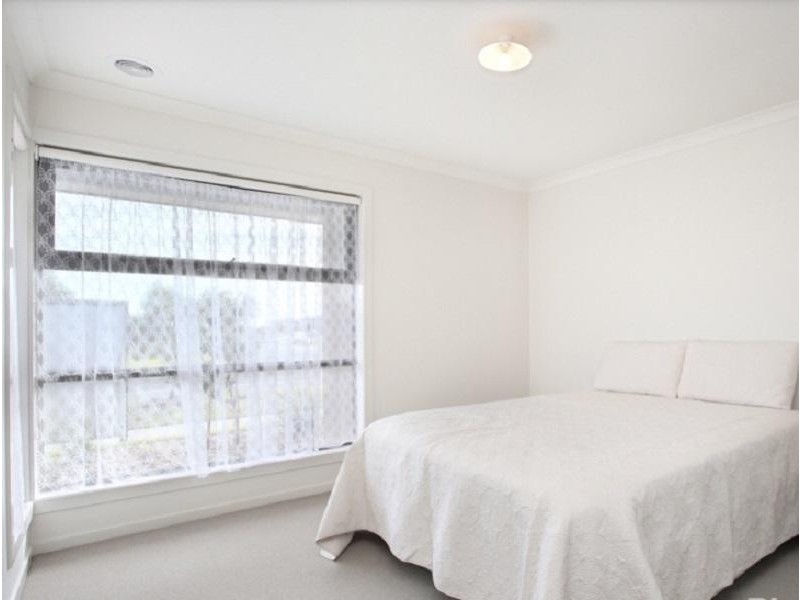 35 Morningside Boulevard, Cranbourne West VIC 3977