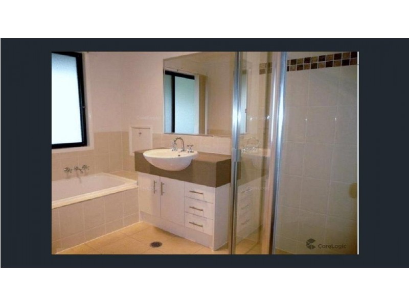 211 Boomerang Drive, Kooralbyn QLD 4285