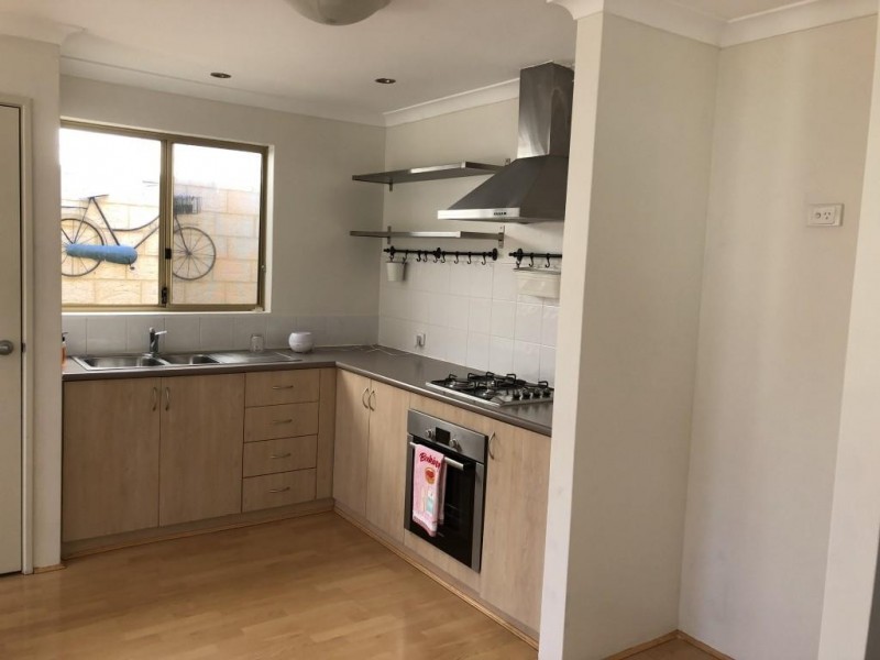 15/93 Owtram Road, Armadale WA 6112